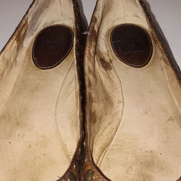 Frye Emma Honeycomb Studded Flats size 8 - Picture 8 of 9